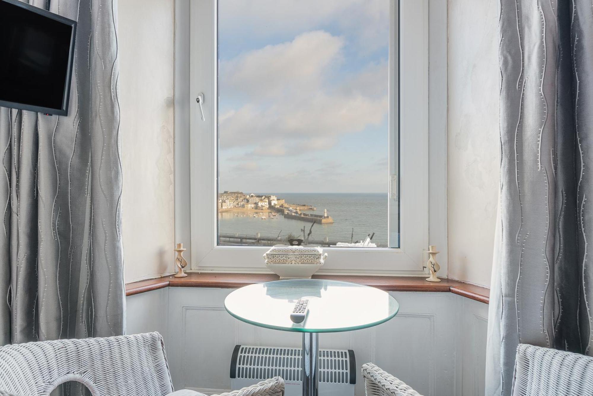 Golden Hind Bed & Breakfast St Ives  Ngoại thất bức ảnh